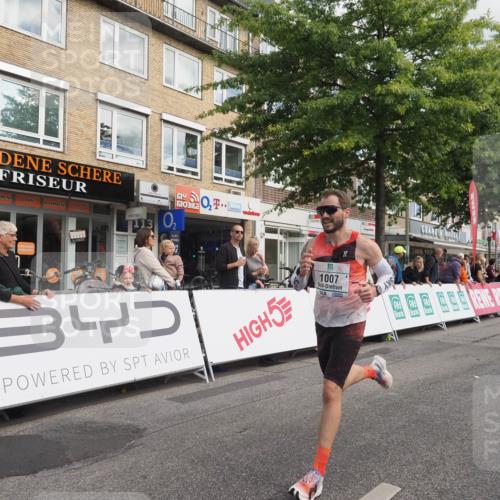 15.09.2024 - PSD Bank Halbmarathon Miley Keyser http://msf.ph/oto/7066517 15.09.2024 11:16:53 Ziel 536, 561, 621, 623, 1007 meine-sportfotos.de