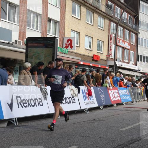 15.09.2024 - PSD Bank Halbmarathon Michael Strokosch http://msf.ph/oto/7066539 15.09.2024 12:00:06 Ziel 1258, 1546, 1576, 1625, 1691, 1725, 1952, 2415, 2713, 2714, 2778, 2791, 2826, 2983, 3026, 3098, 3445, 3519, 3550 meine-sportfotos.de
