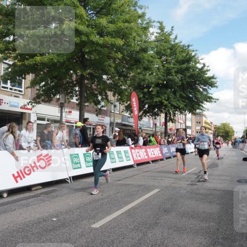 15.09.2024 - PSD Bank Halbmarathon Miley Keyser http://msf.ph/oto/7066581 15.09.2024 12:17:43 Ziel 983, 1515, 2424, 2549, 2665, 2702, 3010, 3020, 3072, 3155, 3260, 3302 meine-sportfotos.de