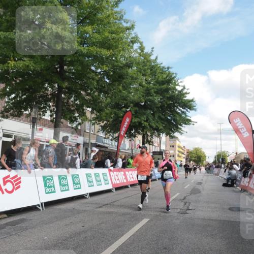 15.09.2024 - PSD Bank Halbmarathon Miley Keyser http://msf.ph/oto/7066620 15.09.2024 12:17:47 Ziel 983, 1515, 2298, 2424, 2549, 2665, 2702, 2762, 3010, 3020, 3072, 3084, 3155, 3260, 3302 meine-sportfotos.de