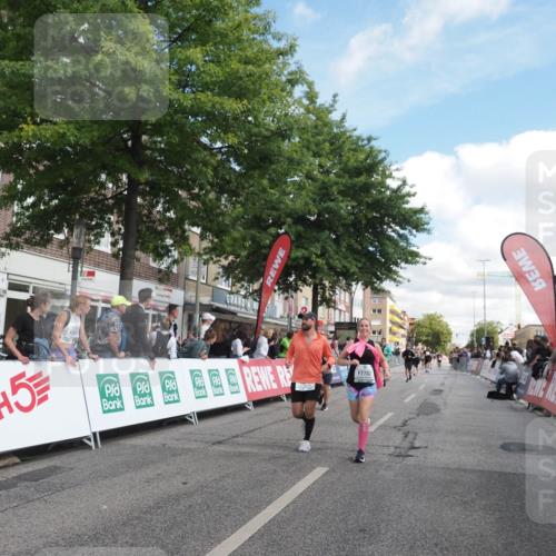 15.09.2024 - PSD Bank Halbmarathon Miley Keyser http://msf.ph/oto/7066625 15.09.2024 12:17:47 Ziel 983, 1515, 2298, 2424, 2549, 2665, 2702, 2762, 3010, 3020, 3072, 3084, 3155, 3260, 3302 meine-sportfotos.de