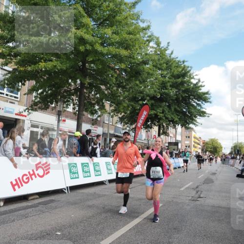 15.09.2024 - PSD Bank Halbmarathon Miley Keyser http://msf.ph/oto/7066652 15.09.2024 12:17:47 Ziel 983, 1515, 2298, 2424, 2549, 2665, 2702, 2762, 3010, 3020, 3072, 3084, 3155, 3260, 3302 meine-sportfotos.de