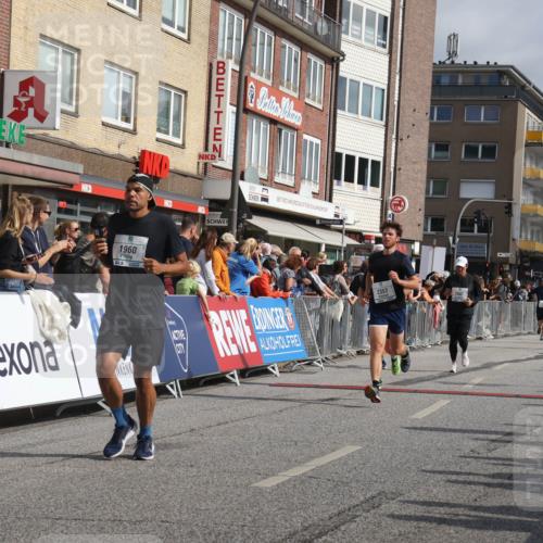 15.09.2024 - PSD Bank Halbmarathon Michael Strokosch http://msf.ph/oto/7066656 15.09.2024 12:00:20 Ziel 1258, 1338, 1546, 1547, 1593, 1848, 1852, 1952, 1960, 2047, 2357, 2570, 2713, 2778, 2826, 3445, 3519 meine-sportfotos.de