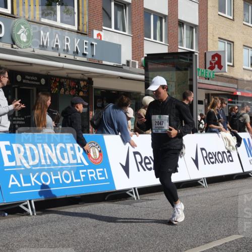 15.09.2024 - PSD Bank Halbmarathon Michael Strokosch http://msf.ph/oto/7066694 15.09.2024 12:00:26 Ziel 1338, 1547, 1593, 1848, 1852, 1914, 1951, 1960, 2047, 2357, 2560, 2570, 2778, 2842, 3028, 3146 meine-sportfotos.de