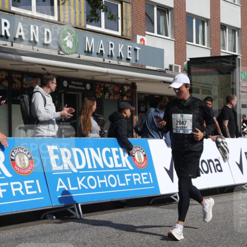 15.09.2024 - PSD Bank Halbmarathon Michael Strokosch http://msf.ph/oto/7066697 15.09.2024 12:00:26 Ziel 1338, 1547, 1593, 1848, 1852, 1914, 1951, 1960, 2047, 2357, 2560, 2570, 2778, 2842, 3028, 3146 meine-sportfotos.de