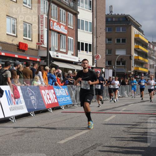 15.09.2024 - PSD Bank Halbmarathon Michael Strokosch http://msf.ph/oto/7066704 15.09.2024 12:00:27 Ziel 1338, 1547, 1593, 1788, 1848, 1852, 1914, 1951, 1960, 2047, 2357, 2560, 2570, 2842, 3028, 3146 meine-sportfotos.de