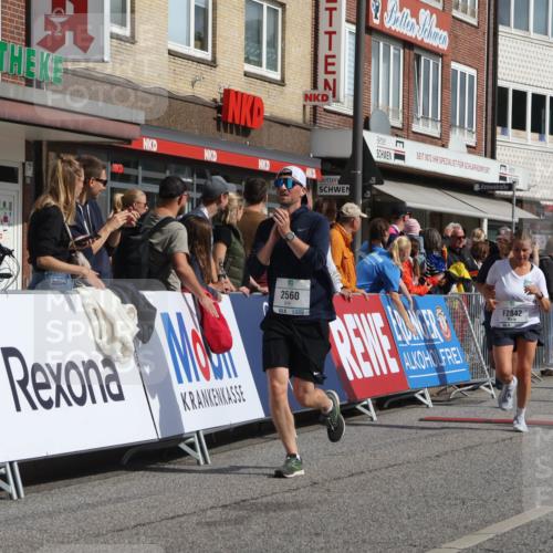 15.09.2024 - PSD Bank Halbmarathon Michael Strokosch http://msf.ph/oto/7066730 15.09.2024 12:00:31 Ziel 1338, 1788, 1852, 1914, 1951, 1960, 2047, 2048, 2357, 2560, 2570, 2842, 3028, 3146, 3316 meine-sportfotos.de