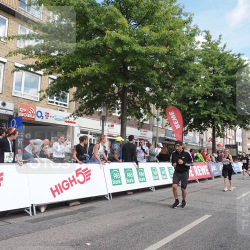 15.09.2024 - PSD Bank Halbmarathon Miley Keyser http://msf.ph/oto/7066734 15.09.2024 12:17:54 Ziel 1515, 2169, 2298, 2424, 2549, 2702, 2762, 2971, 2991, 3010, 3084, 3155, 3260, 3498 meine-sportfotos.de