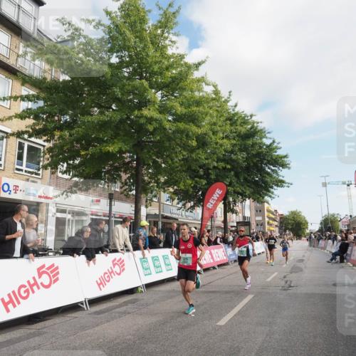 15.09.2024 - PSD Bank Halbmarathon Miley Keyser http://msf.ph/oto/7066762 15.09.2024 11:17:15 Ziel 416, 536, 575, 591, 601, 607, 629, 847, 857, 1005 meine-sportfotos.de
