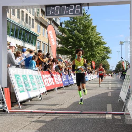 15.09.2024 - PSD Bank Halbmarathon Strokosch-Dieckow http://msf.ph/oto/7066799 15.09.2024 11:08:17 Ziel 403, 408, 479, 483 meine-sportfotos.de