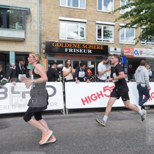15.09.2024 - PSD Bank Halbmarathon Miley Keyser http://msf.ph/oto/7066829 15.09.2024 12:17:58 Ziel 1515, 1959, 2169, 2298, 2424, 2549, 2702, 2762, 2916, 2971, 2991, 3070, 3084, 3137, 3260, 3382, 3498 meine-sportfotos.de