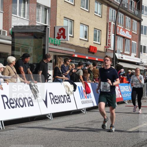 15.09.2024 - PSD Bank Halbmarathon Michael Strokosch http://msf.ph/oto/7066840 15.09.2024 12:00:49 Ziel 1362, 1492, 1769, 1781, 1782, 1792, 1868, 1880, 2048, 2223, 2248, 2293, 2772, 2813, 2875, 2910, 2928, 2961, 3023, 3088, 3171, 3316 meine-sportfotos.de