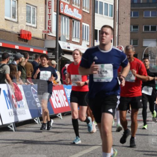 15.09.2024 - PSD Bank Halbmarathon Michael Strokosch http://msf.ph/oto/7066865 15.09.2024 12:00:52 Ziel 1362, 1492, 1732, 1769, 1781, 1782, 1792, 1868, 1880, 1899, 1969, 2223, 2248, 2293, 2772, 2813, 2824, 2875, 2910, 2928, 2953, 2961, 3023, 3088, 3171 meine-sportfotos.de