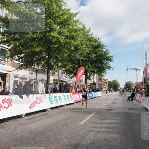 15.09.2024 - PSD Bank Halbmarathon Miley Keyser http://msf.ph/oto/7066897 15.09.2024 11:17:29 Ziel 416, 558, 580, 592, 1005 meine-sportfotos.de