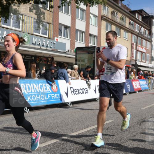 15.09.2024 - PSD Bank Halbmarathon Michael Strokosch http://msf.ph/oto/7066930 15.09.2024 12:01:02 Ziel 1492, 1732, 1755, 1769, 1782, 1792, 1868, 1880, 1899, 1969, 2223, 2236, 2237, 2682, 2710, 2772, 2824, 2875, 2910, 2952, 2953, 2961, 2964, 3023 meine-sportfotos.de