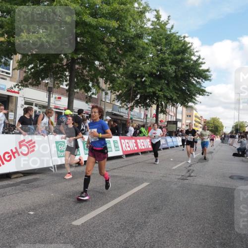 15.09.2024 - PSD Bank Halbmarathon Miley Keyser http://msf.ph/oto/7066944 15.09.2024 12:18:05 Ziel 789, 1959, 2169, 2298, 2424, 2762, 2916, 2971, 2991, 3070, 3084, 3137, 3208, 3382, 3498 meine-sportfotos.de
