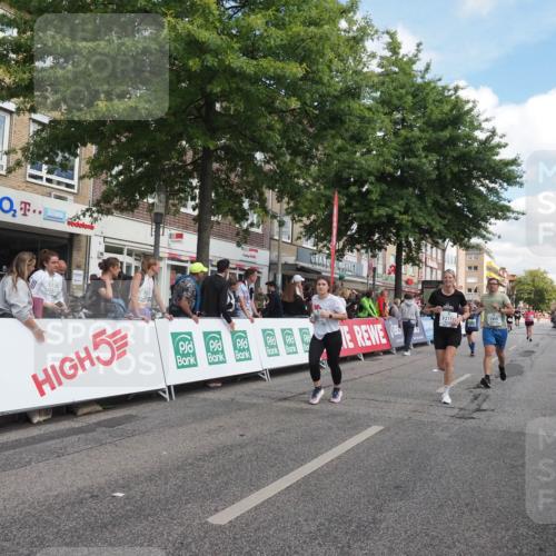 15.09.2024 - PSD Bank Halbmarathon Miley Keyser http://msf.ph/oto/7066961 15.09.2024 12:18:06 Ziel 789, 1959, 2169, 2298, 2762, 2916, 2971, 2991, 3070, 3074, 3084, 3137, 3208, 3382, 3498 meine-sportfotos.de