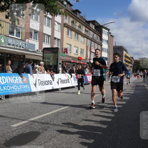 15.09.2024 - PSD Bank Halbmarathon Michael Strokosch http://msf.ph/oto/7066975 15.09.2024 12:01:08 Ziel 1631, 1732, 1755, 1899, 1969, 1971, 2236, 2237, 2682, 2710, 2772, 2805, 2824, 2843, 2952, 2953, 2964, 3023, 3176, 3190 meine-sportfotos.de