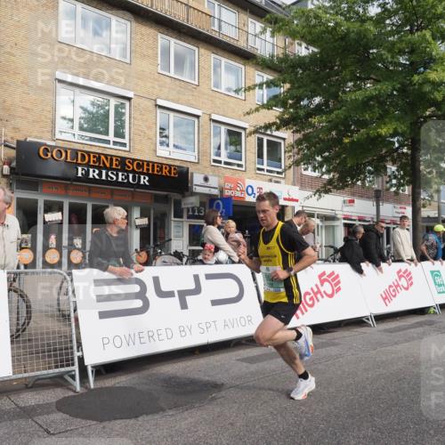 15.09.2024 - PSD Bank Halbmarathon Miley Keyser http://msf.ph/oto/7066984 15.09.2024 11:17:36 Ziel 416, 558, 580, 592, 636 meine-sportfotos.de