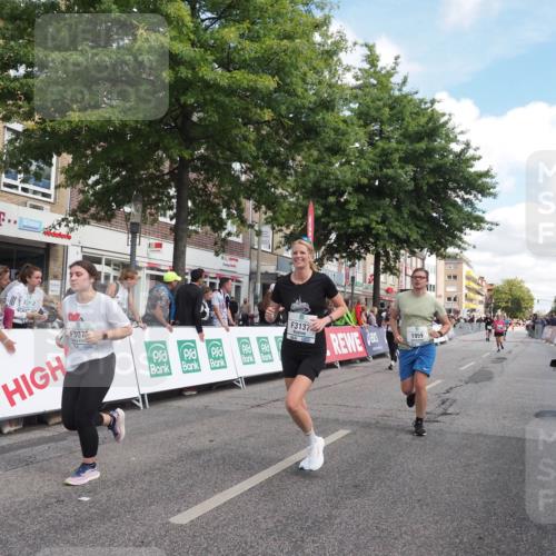 15.09.2024 - PSD Bank Halbmarathon Miley Keyser http://msf.ph/oto/7066992 15.09.2024 12:18:08 Ziel 789, 1959, 2169, 2298, 2762, 2916, 2971, 2991, 3070, 3074, 3084, 3137, 3208, 3382, 3498 meine-sportfotos.de