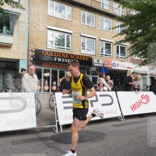 15.09.2024 - PSD Bank Halbmarathon Miley Keyser http://msf.ph/oto/7066994 15.09.2024 11:17:37 Ziel 558, 580, 592, 636 meine-sportfotos.de