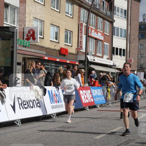 15.09.2024 - PSD Bank Halbmarathon Michael Strokosch http://msf.ph/oto/7066995 15.09.2024 12:01:11 Ziel 1631, 1695, 1732, 1755, 1969, 1971, 2236, 2237, 2682, 2710, 2805, 2824, 2843, 2952, 2953, 2964, 3176, 3190 meine-sportfotos.de