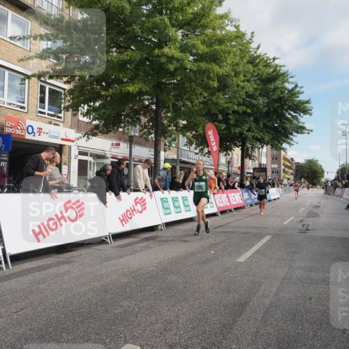 15.09.2024 - PSD Bank Halbmarathon Miley Keyser http://msf.ph/oto/7067002 15.09.2024 11:17:40 Ziel 558, 580, 592, 636, 2466 meine-sportfotos.de