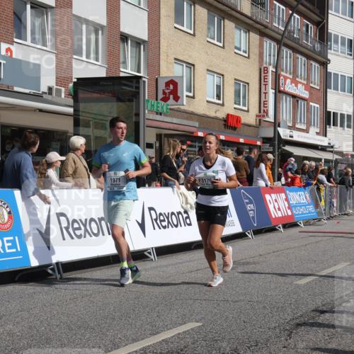 15.09.2024 - PSD Bank Halbmarathon Michael Strokosch http://msf.ph/oto/7067033 15.09.2024 12:01:16 Ziel 1631, 1695, 1710, 1804, 1971, 2236, 2237, 2506, 2682, 2710, 2805, 2843, 2952, 2964, 3176, 3190 meine-sportfotos.de