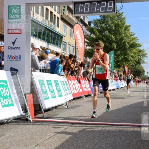 15.09.2024 - PSD Bank Halbmarathon Strokosch-Dieckow http://msf.ph/oto/7067037 15.09.2024 11:08:19 Ziel 403, 408, 479, 483, 491 meine-sportfotos.de