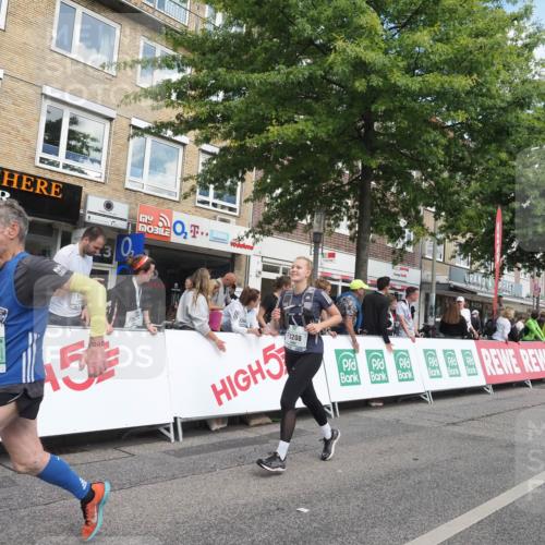 15.09.2024 - PSD Bank Halbmarathon Miley Keyser http://msf.ph/oto/7067062 15.09.2024 12:18:11 Ziel 789, 1959, 2085, 2916, 2991, 3048, 3070, 3074, 3095, 3137, 3208, 3382, 3498 meine-sportfotos.de