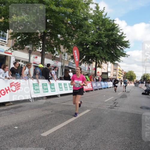 15.09.2024 - PSD Bank Halbmarathon Miley Keyser http://msf.ph/oto/7067067 15.09.2024 12:18:14 Ziel 789, 1959, 2085, 2351, 2916, 3048, 3070, 3074, 3095, 3137, 3208, 3382 meine-sportfotos.de