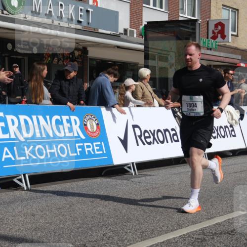 15.09.2024 - PSD Bank Halbmarathon Michael Strokosch http://msf.ph/oto/7067095 15.09.2024 12:01:25 Ziel 1523, 1695, 1710, 1804, 1809, 1823, 1971, 2010, 2279, 2329, 2413, 2506, 2805, 2843, 3176, 3195 meine-sportfotos.de