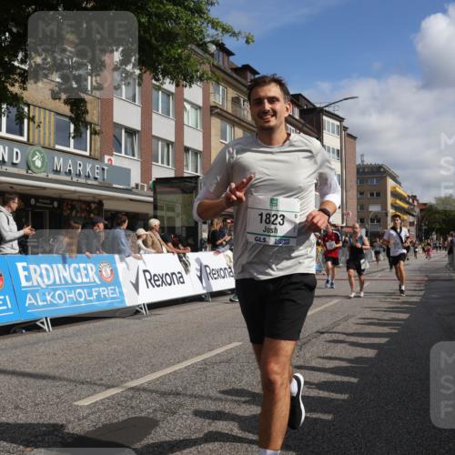 15.09.2024 - PSD Bank Halbmarathon Michael Strokosch http://msf.ph/oto/7067122 15.09.2024 12:01:29 Ziel 1523, 1695, 1710, 1804, 1809, 1823, 2010, 2247, 2279, 2329, 2413, 2506, 2986, 3195 meine-sportfotos.de