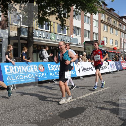15.09.2024 - PSD Bank Halbmarathon Michael Strokosch http://msf.ph/oto/7067137 15.09.2024 12:01:32 Ziel 1523, 1710, 1804, 1809, 1823, 1879, 2010, 2247, 2279, 2329, 2413, 2506, 2896, 2986, 3195 meine-sportfotos.de