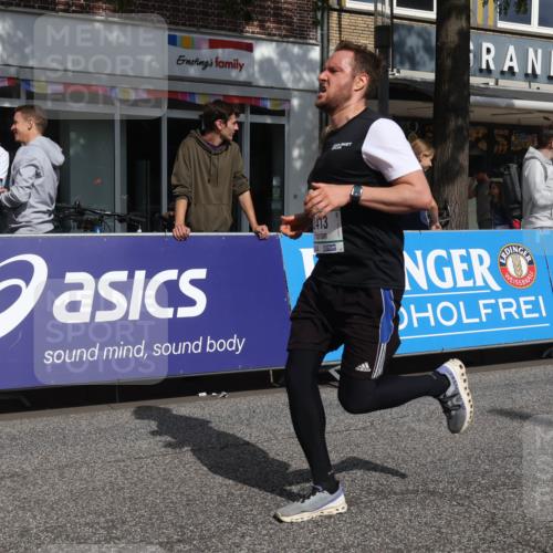 15.09.2024 - PSD Bank Halbmarathon Michael Strokosch http://msf.ph/oto/7067153 15.09.2024 12:01:35 Ziel 1427, 1523, 1663, 1804, 1809, 1823, 1879, 2010, 2247, 2279, 2329, 2413, 2882, 2896, 2986, 3195 meine-sportfotos.de