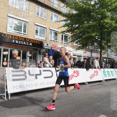 15.09.2024 - PSD Bank Halbmarathon Miley Keyser http://msf.ph/oto/7067178 15.09.2024 11:18:01 Ziel 418, 582, 583, 863, 1077, 2614 meine-sportfotos.de