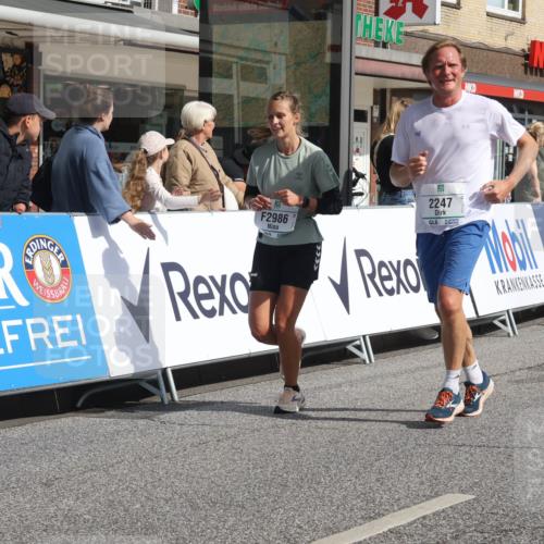 15.09.2024 - PSD Bank Halbmarathon Michael Strokosch http://msf.ph/oto/7067179 15.09.2024 12:01:38 Ziel 1427, 1523, 1663, 1809, 1823, 1879, 2010, 2247, 2279, 2329, 2413, 2882, 2896, 2986, 3195 meine-sportfotos.de