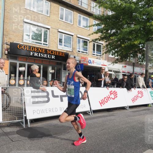 15.09.2024 - PSD Bank Halbmarathon Miley Keyser http://msf.ph/oto/7067182 15.09.2024 11:18:01 Ziel 418, 582, 583, 863, 1077, 2614 meine-sportfotos.de