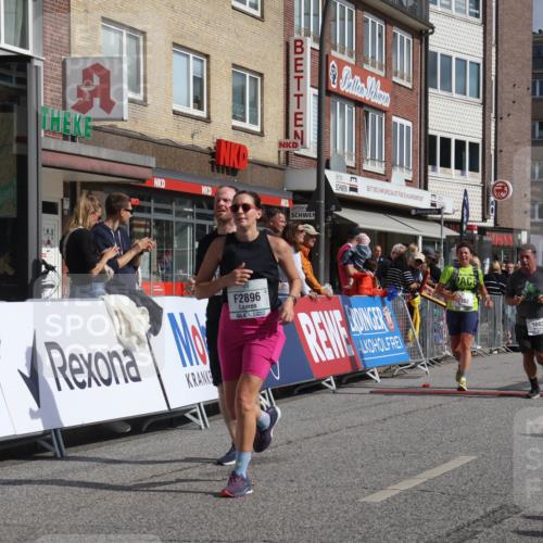 15.09.2024 - PSD Bank Halbmarathon Michael Strokosch http://msf.ph/oto/7067188 15.09.2024 12:01:40 Ziel 1427, 1523, 1663, 1809, 1879, 2010, 2247, 2279, 2329, 2413, 2882, 2896, 2986 meine-sportfotos.de