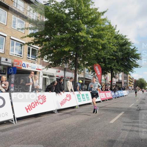 15.09.2024 - PSD Bank Halbmarathon Miley Keyser http://msf.ph/oto/7067196 15.09.2024 11:18:03 Ziel 418, 582, 583, 863, 1077, 2614 meine-sportfotos.de