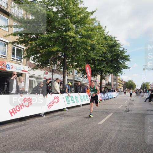 15.09.2024 - PSD Bank Halbmarathon Miley Keyser http://msf.ph/oto/7067226 15.09.2024 11:18:07 Ziel 418, 582, 583, 1006, 1077, 2614 meine-sportfotos.de