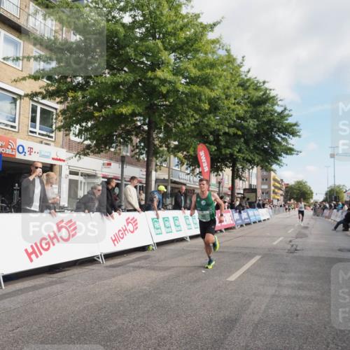 15.09.2024 - PSD Bank Halbmarathon Miley Keyser http://msf.ph/oto/7067231 15.09.2024 11:18:07 Ziel 418, 582, 583, 1006, 1077, 2614 meine-sportfotos.de