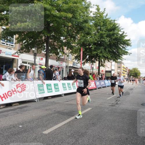 15.09.2024 - PSD Bank Halbmarathon Miley Keyser http://msf.ph/oto/7067250 15.09.2024 12:18:24 Ziel 1713, 2085, 2351, 2450, 3048, 3064, 3074, 3093, 3095, 3208 meine-sportfotos.de