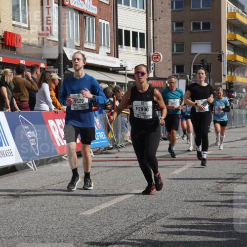 15.09.2024 - PSD Bank Halbmarathon Michael Strokosch http://msf.ph/oto/7067252 15.09.2024 12:01:52 Ziel 1427, 1529, 1663, 1879, 2012, 2736, 2740, 2792, 2882, 2909, 2927, 2990, 2992, 3484 meine-sportfotos.de