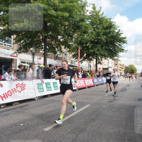 15.09.2024 - PSD Bank Halbmarathon Miley Keyser http://msf.ph/oto/7067257 15.09.2024 12:18:25 Ziel 1713, 2085, 2351, 2450, 3048, 3064, 3074, 3093, 3095, 3141, 3453, 3454 meine-sportfotos.de