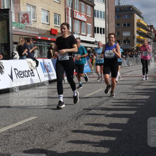 15.09.2024 - PSD Bank Halbmarathon Michael Strokosch http://msf.ph/oto/7067273 15.09.2024 12:01:55 Ziel 1286, 1427, 1529, 2012, 2736, 2740, 2792, 2909, 2927, 2990, 2992, 3484 meine-sportfotos.de