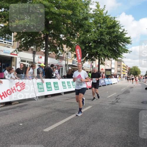15.09.2024 - PSD Bank Halbmarathon Miley Keyser http://msf.ph/oto/7067286 15.09.2024 12:18:26 Ziel 1713, 2085, 2351, 2450, 3048, 3064, 3074, 3093, 3095, 3141, 3453, 3454 meine-sportfotos.de
