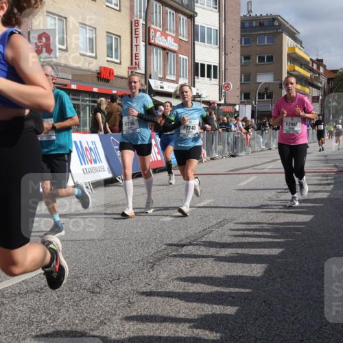 15.09.2024 - PSD Bank Halbmarathon Michael Strokosch http://msf.ph/oto/7067287 15.09.2024 12:01:57 Ziel 1286, 1529, 1779, 2012, 2736, 2740, 2792, 2909, 2927, 2990, 2992, 3212, 3484 meine-sportfotos.de