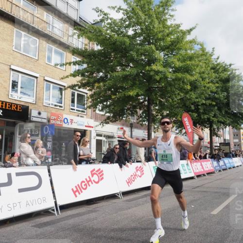 15.09.2024 - PSD Bank Halbmarathon Miley Keyser http://msf.ph/oto/7067297 15.09.2024 11:18:11 Ziel 418, 582, 583, 1006, 1073, 2614 meine-sportfotos.de