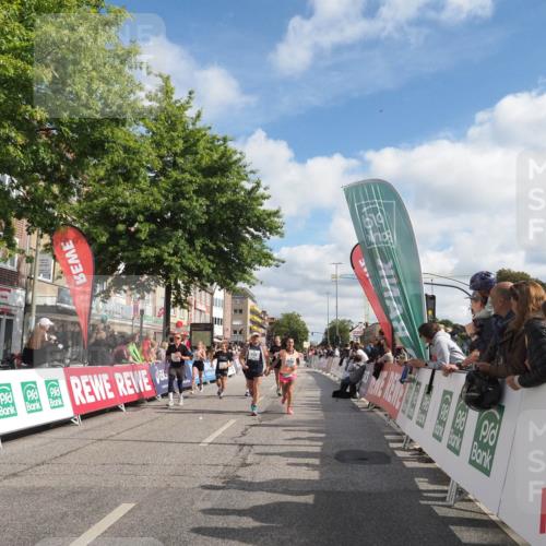 15.09.2024 - PSD Bank Halbmarathon Miley Keyser http://msf.ph/oto/7067326 15.09.2024 12:18:33 Ziel 1713, 1853, 2085, 2154, 2266, 2351, 2450, 3048, 3064, 3093, 3136, 3141, 3453, 3454, 3472, 3533 meine-sportfotos.de